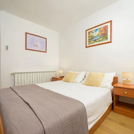 Ruhig Gelegene 7 By Interhome *