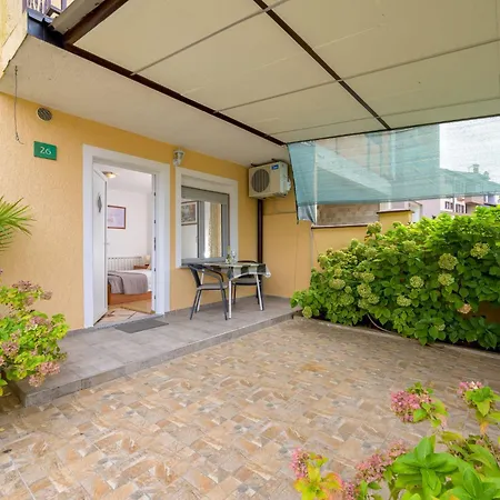 Ruhig Gelegene 7 By Interhome