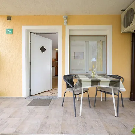 Apartment Ruhig Gelegene 7 By Interhome Stinjan